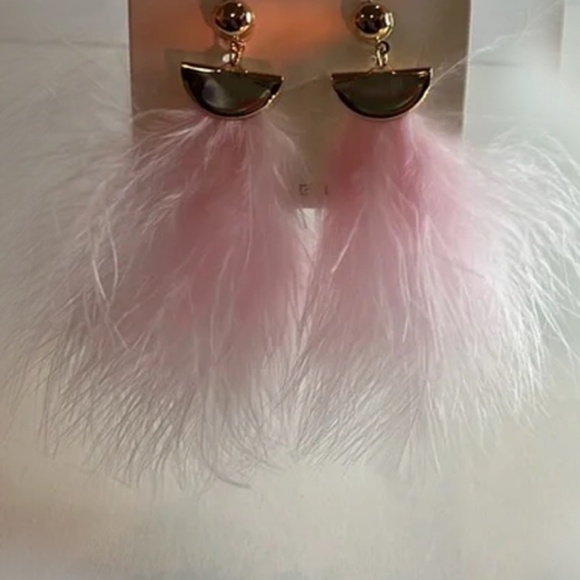 Feather Drop Earrings NWT Gold Tone - About 3" - 4"-Lead Free/Nickel Free - Picture 2 of 4